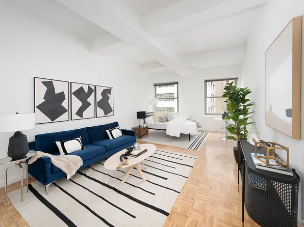 88 Greenwich St APT 519, New York, NY 10006