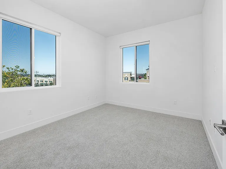 Virano Apartments — Photo 18