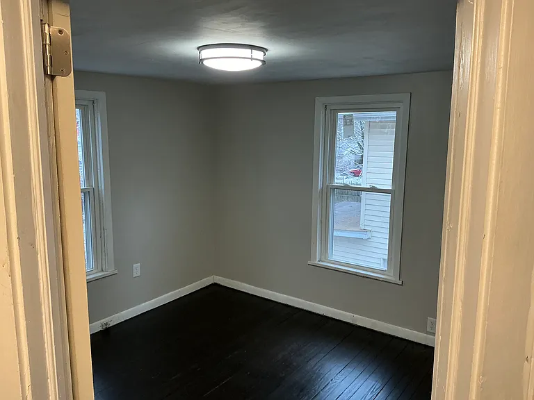 829 Aberdeen St — Photo 19
