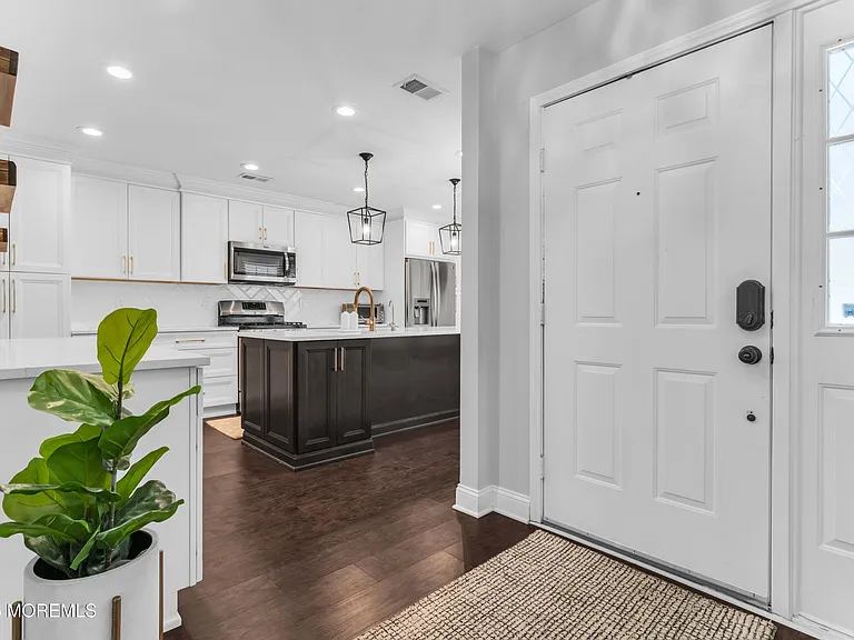 141 Old Orchard Ln — Photo 9
