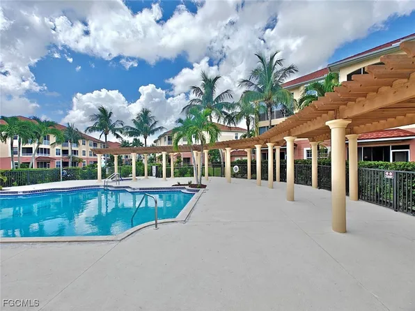 1121 Van Loon Commons Cir APT 304, Cape Coral, FL 33909
