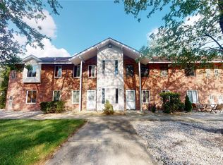 22 Kiowa Ct, Coram, NY