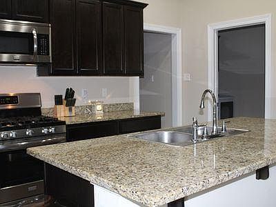 5th image of 42333 Lakestone Dr