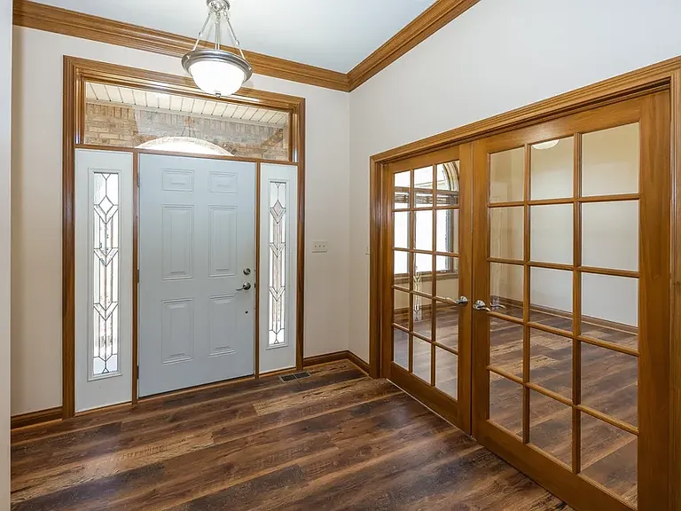 256 W Brookville Rd — Photo 14