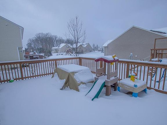5th image of 801 Admore Dr