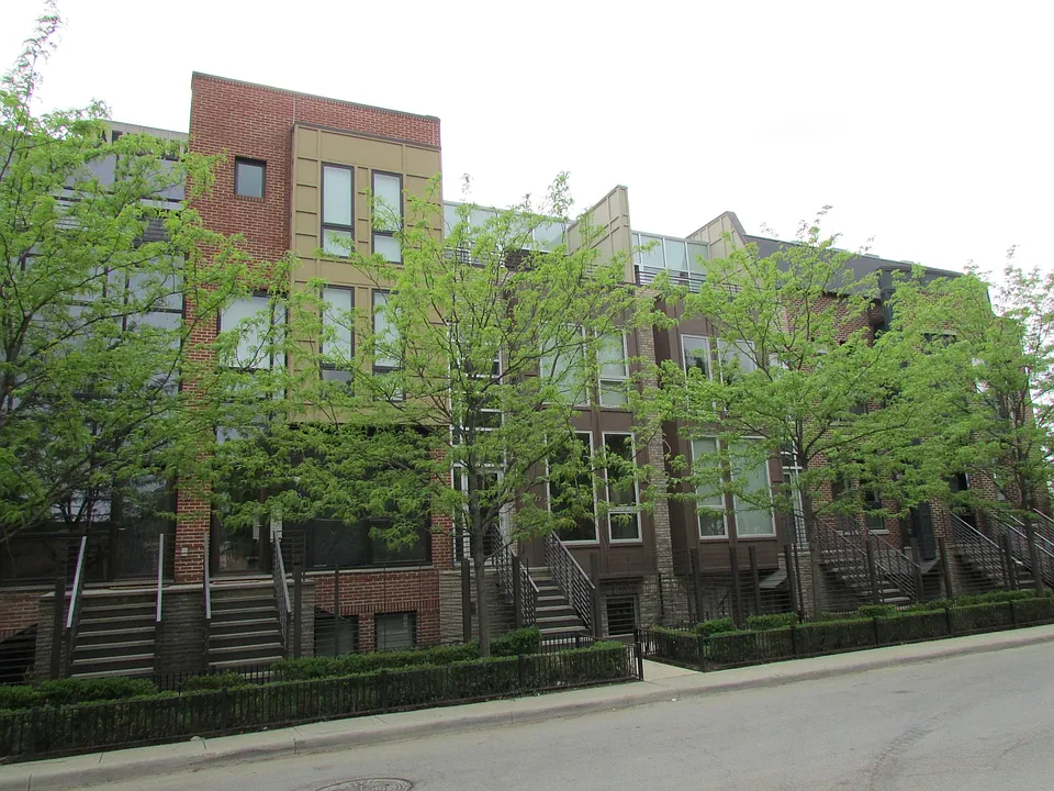 Exterior Front of 5th Street Building.