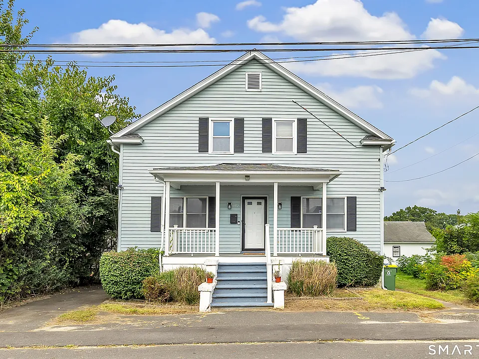 72 Bennett Ave