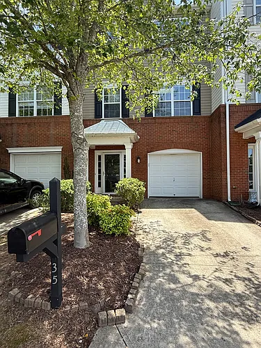 35 Annacey Pl Photo 1