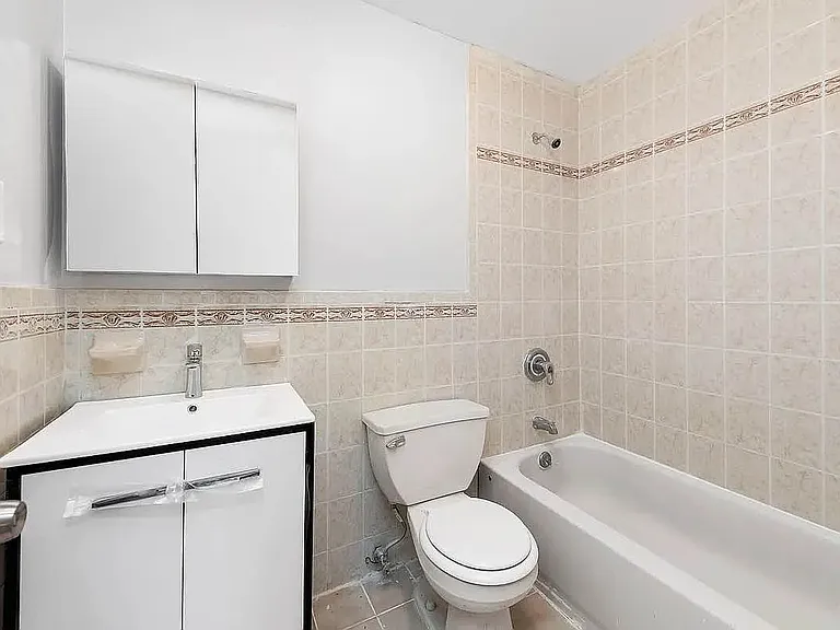 3611 Barnes Ave #3 — Photo 7