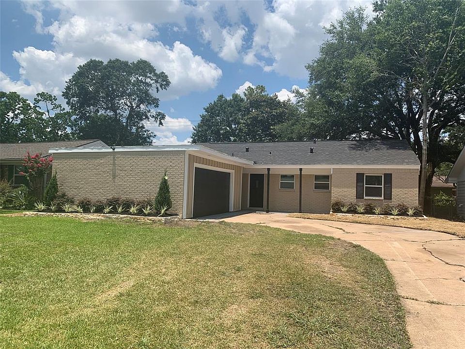 1st image of 6714 Carvel Ln