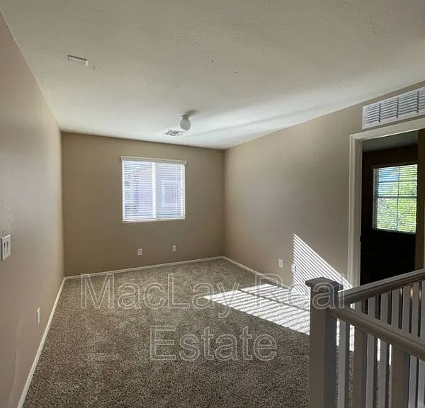 10024 E Isleta Ave — Photo 11
