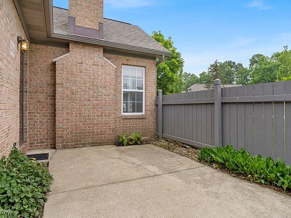 4th image of 8050 Harbor Creek Dr APT 2303