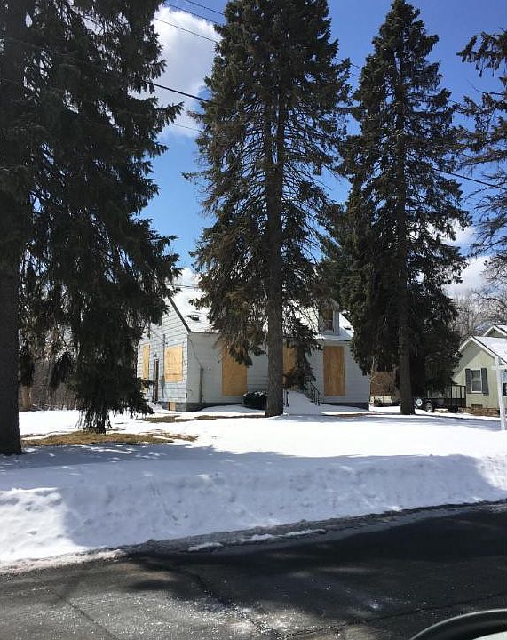 1st image of 2494 Harvester Ave E