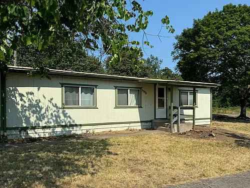 3098 Stapp Dr Photo 1