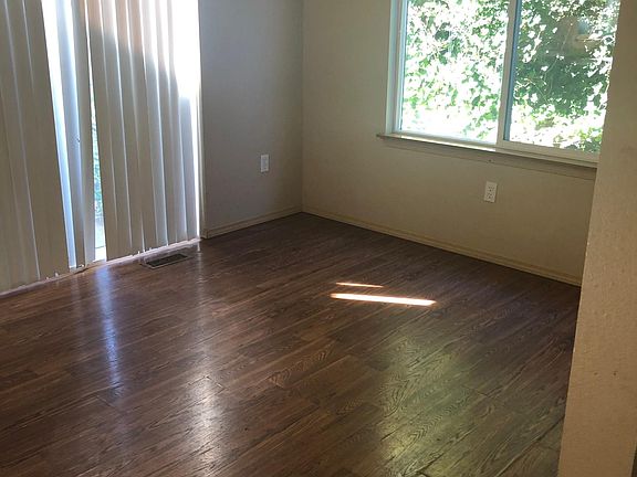 5th image of 2512 62nd St SE Suite B