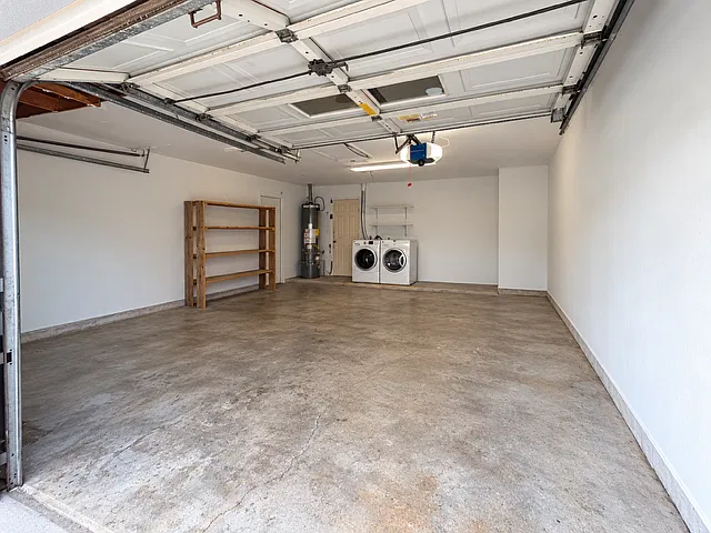 3 bed, 1.5 bath, 1159 sqft, $1,850 — Photo 4