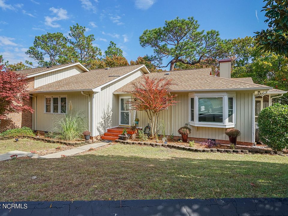 1st image of 39 Garden Villa Dr