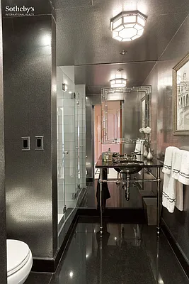 Sold by Sotheby's International Realty | media 10