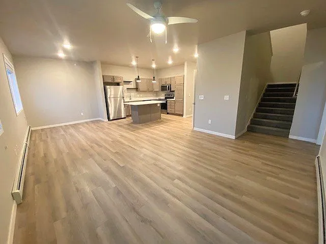 Carlson Place Apartments — Photo 9