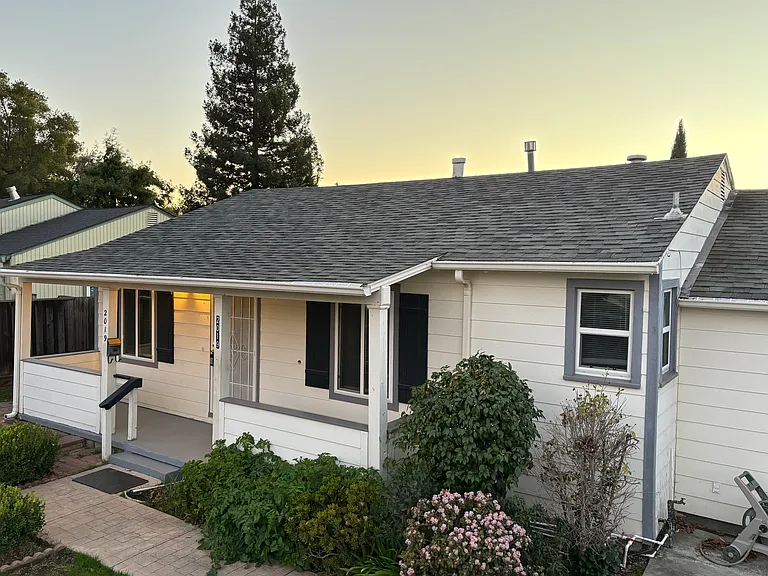 2019 Fir St — Photo 4