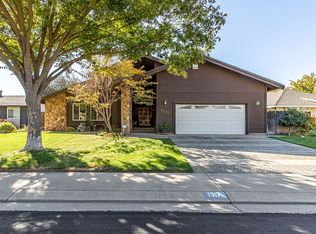 1317 N Pointe Pl, Modesto, CA 95355