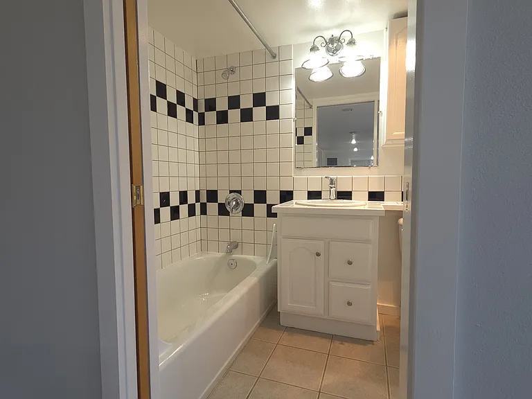 7826 Stroud Ave N #A — Photo 9