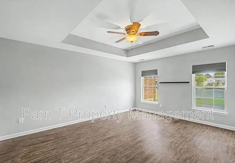 4 Bainbridge Way — Photo 18