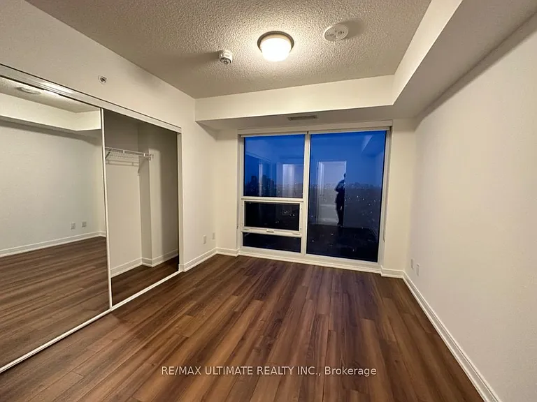30 Samuel Wood Way #1902 — Photo 11