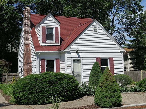 4th image of this home