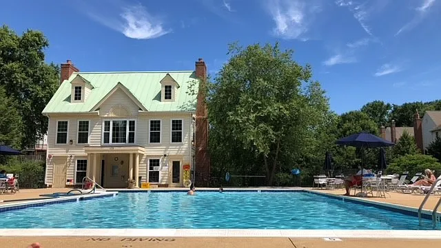 229 Yale Dr — Photo 19