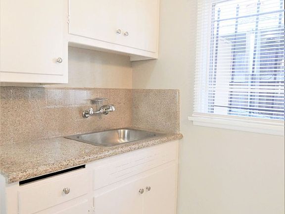 5th image of 356 E South St Unit 2