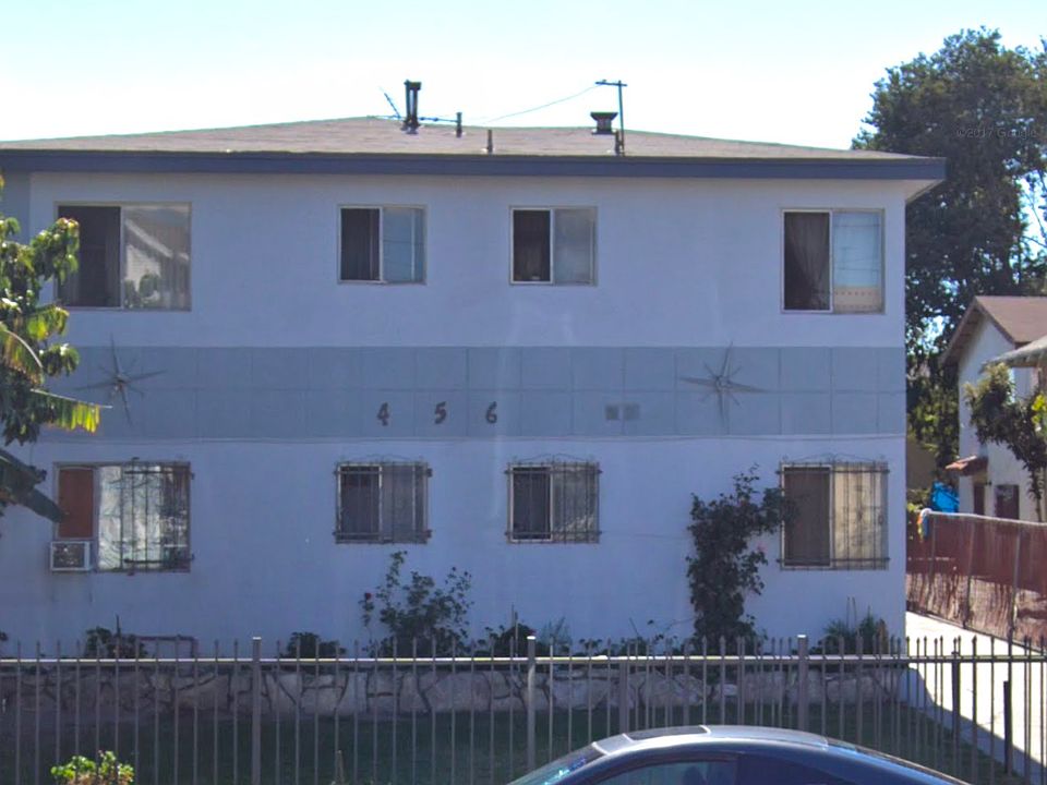1st image of 456 E Adams Blvd