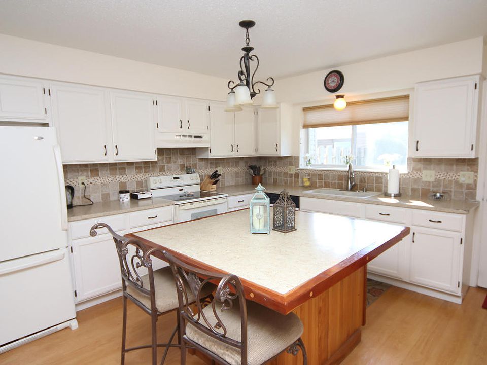 1st image of W163N11532 Windsor Ct