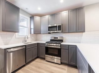 1725 N Honore St #2E, Chicago, IL 60622