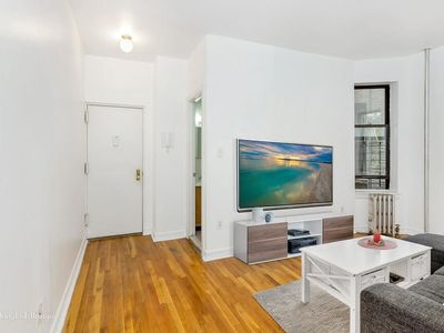 16-18 119th St #3D, New York, NY, 10026