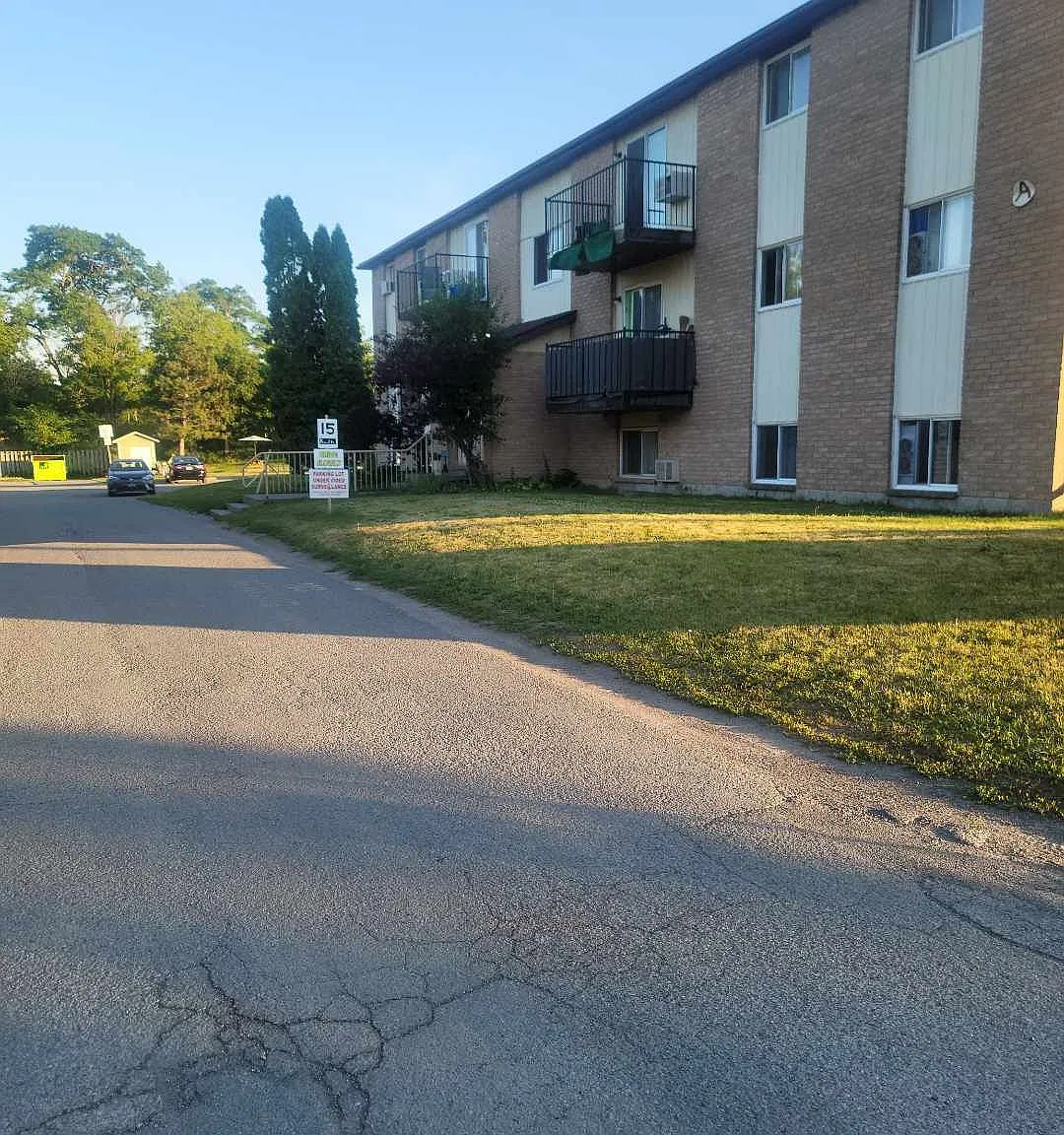 1 bed, $1,400 — Photo 1