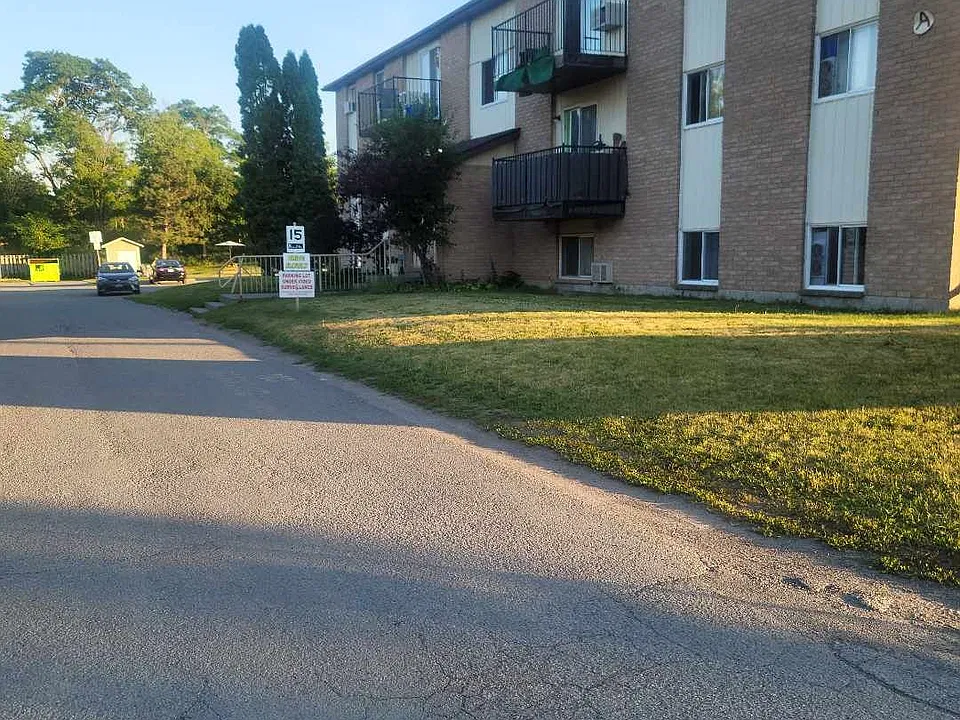 35 Union St #101