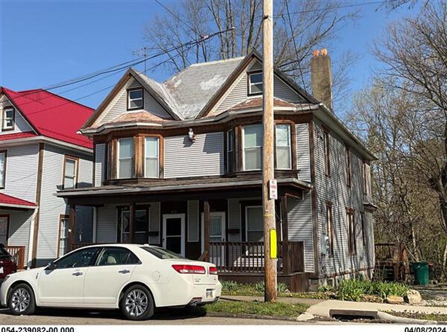 Real estate listing image