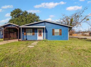 902 Turner St, Cleburne, TX 76033
