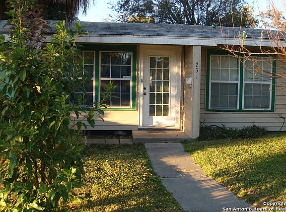 3rd image of 231 Wayside Dr