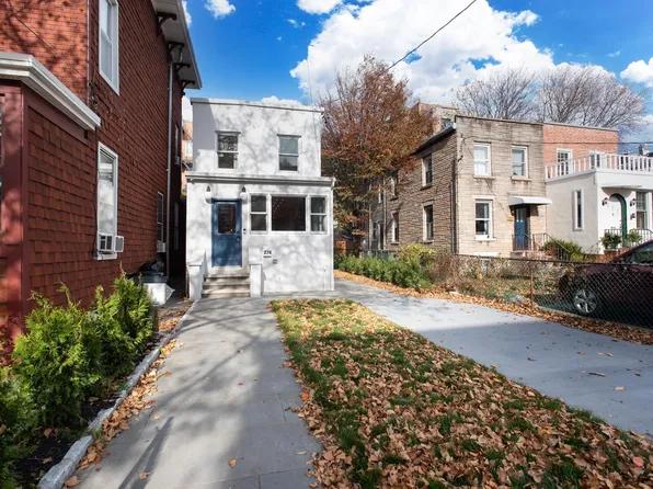 274 7th Street image 34 of 40