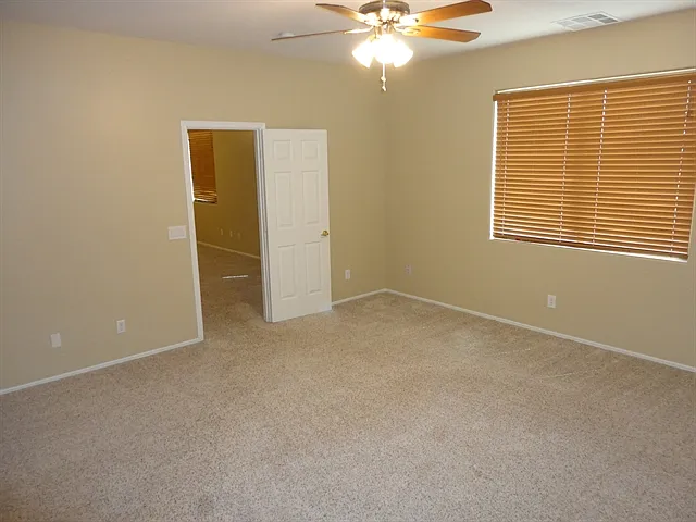 6511 S 72nd Ave — Photo 9