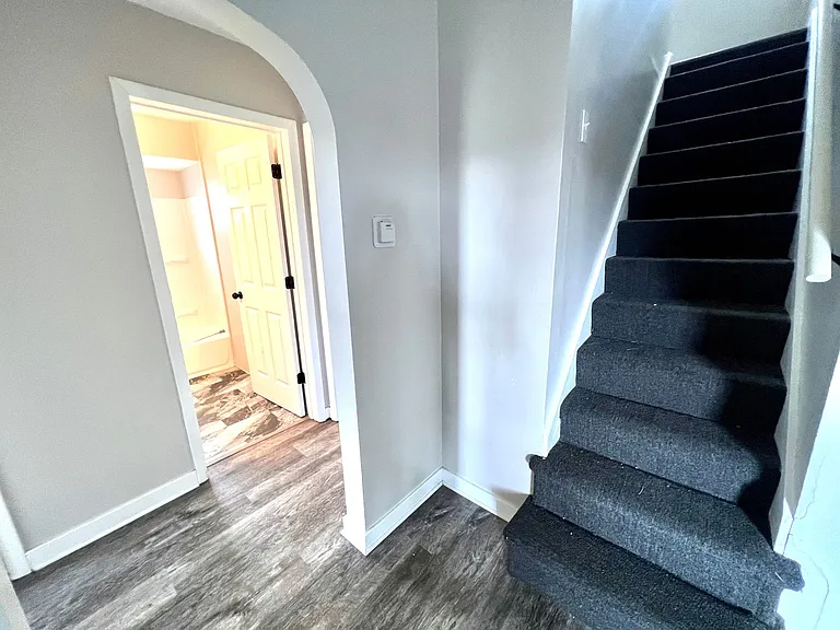 1620 Polk St — Photo 14