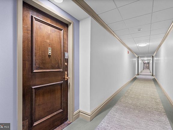 4th image of 5225 Pooks Hill Rd APT A24s