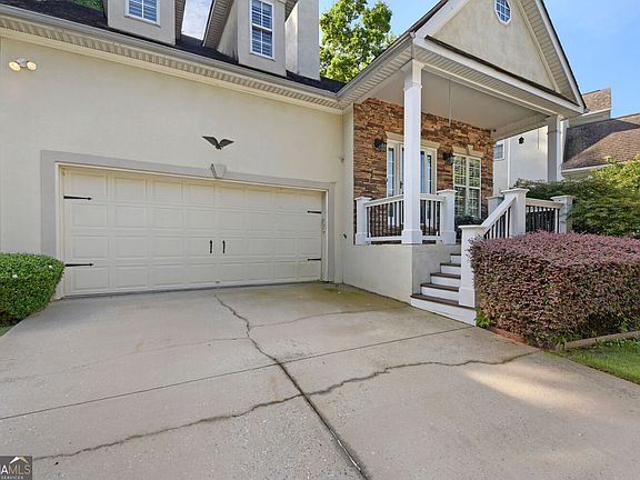 3rd image of 128 Monterey Dr