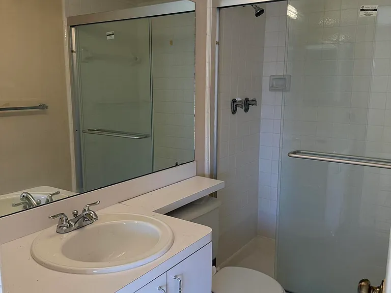 211 Pine Hov Cir #A-2 — Photo 10