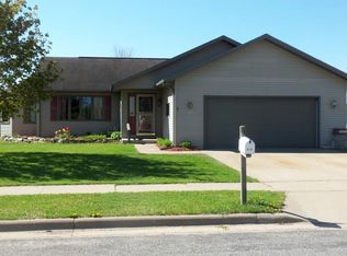 310 Anderson St, Holmen, WI 54636