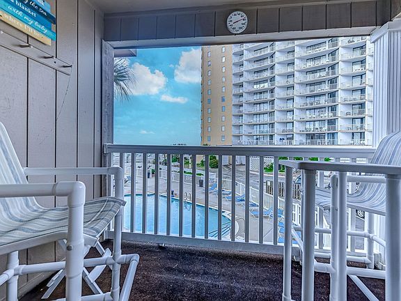 5th image of 9560 Shore Dr. #2L