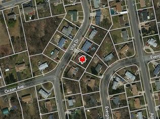 13 Vita Dr, Central Islip, NY 11722