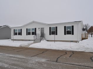 W6940 Shorewood, Fond Du Lac, WI 54937